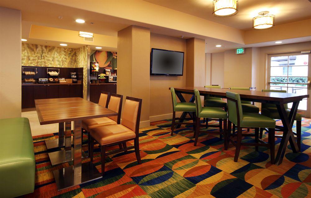 Fairfield Inn & Suites San Diego Old Town Εξωτερικό φωτογραφία