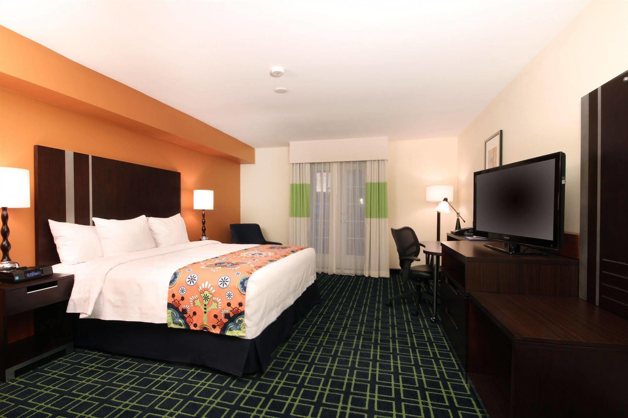 Fairfield Inn & Suites San Diego Old Town Εξωτερικό φωτογραφία